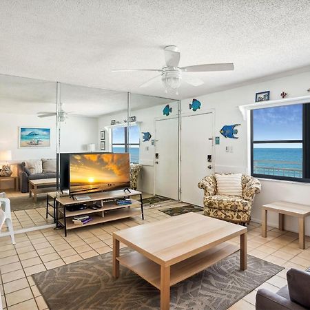 Sunset Chateau 409 St. Pete Beach Bagian luar foto